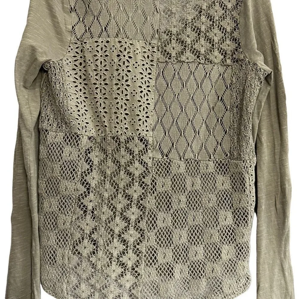 Free People lace/pattern long sleeve size small